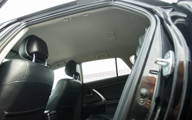 Toyota Avensis cena 47900 przebieg: 214000, rok produkcji 2014 z Radom małe 742